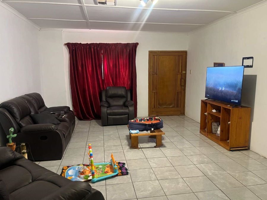 4 Bedroom Property for Sale in Blydeville Northern Cape